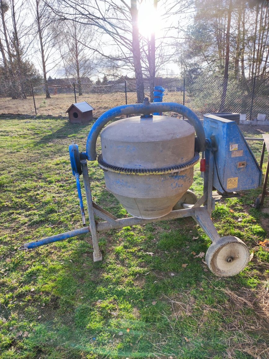 Betoniarka agro-wikt 200 l