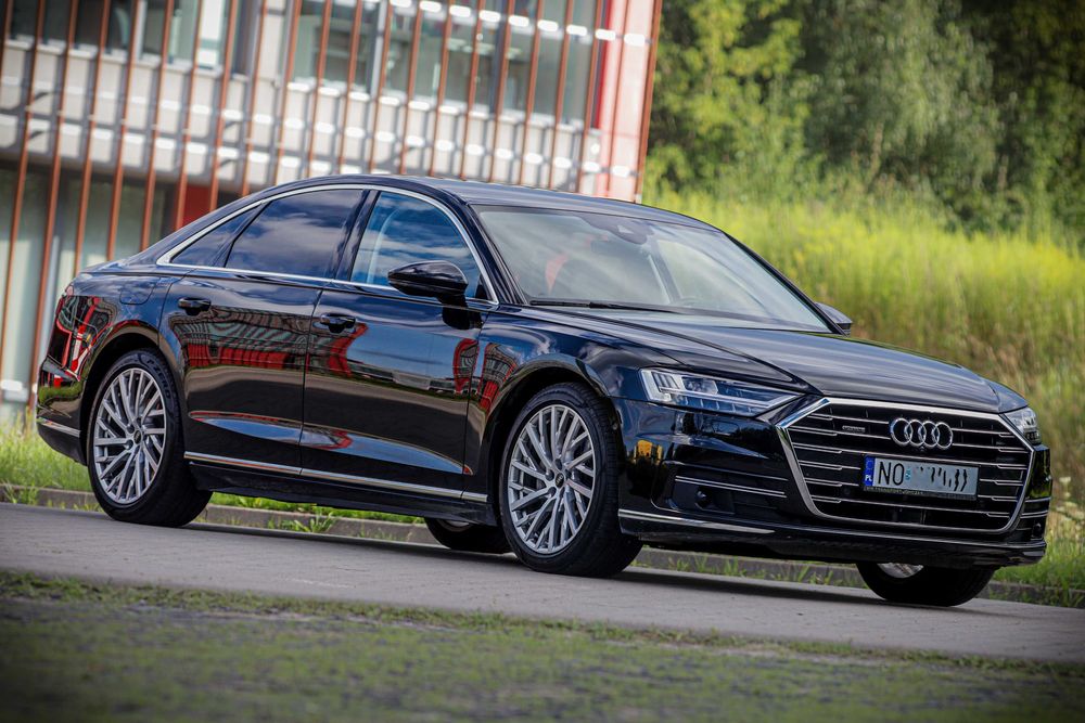 Audi A 8 przebieg tylko 46.000 km 1 Włascicel pełna fv
