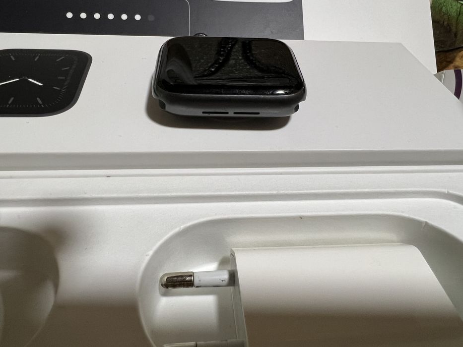 Apple Watch 5. 44mm полный комплект