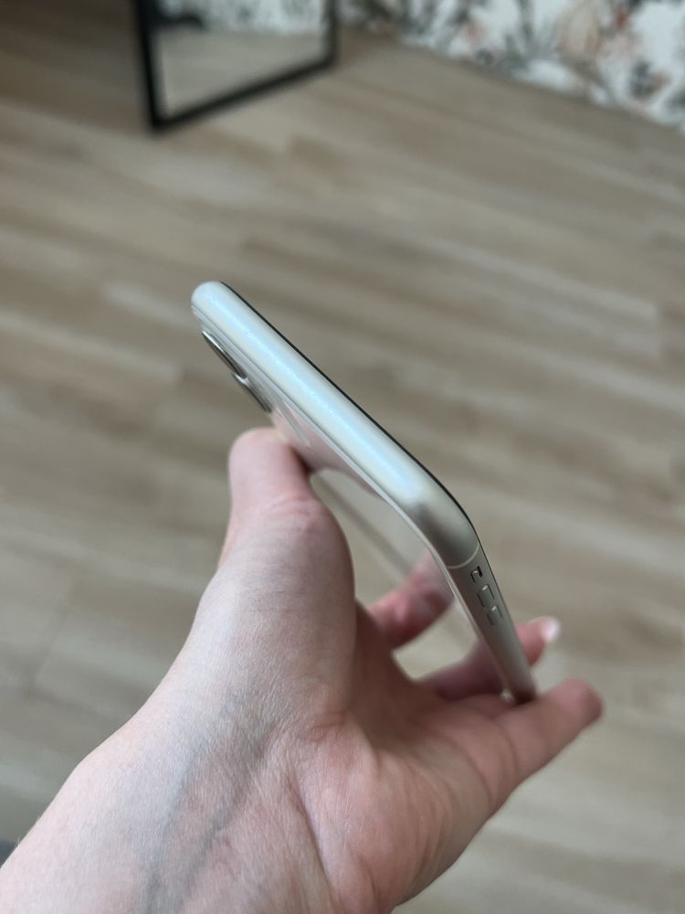 iPhone 11, 64 gb White