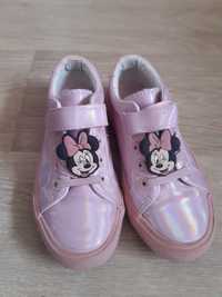 Różowe buty trampki Minnie