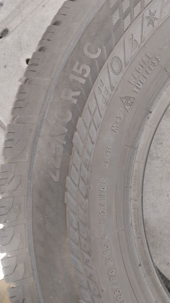 Продам шини 225/70R15C