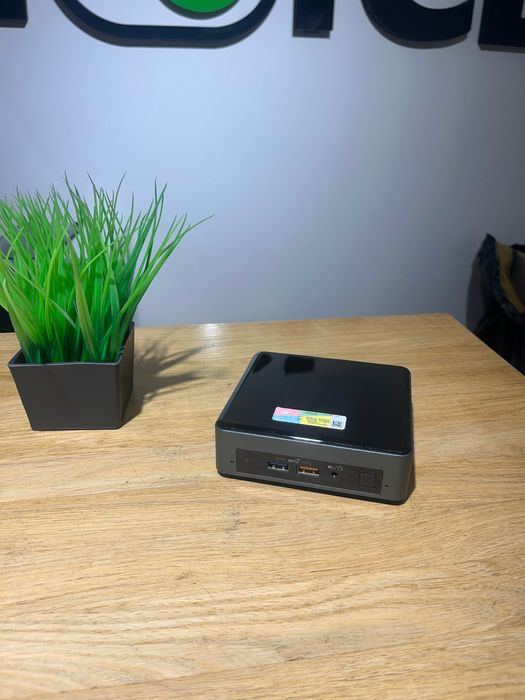 Intel Mini PC NUC8BEK BOXNUC8I3BEK2 i3-8109U/8GB/256GB SSD Klasa A-