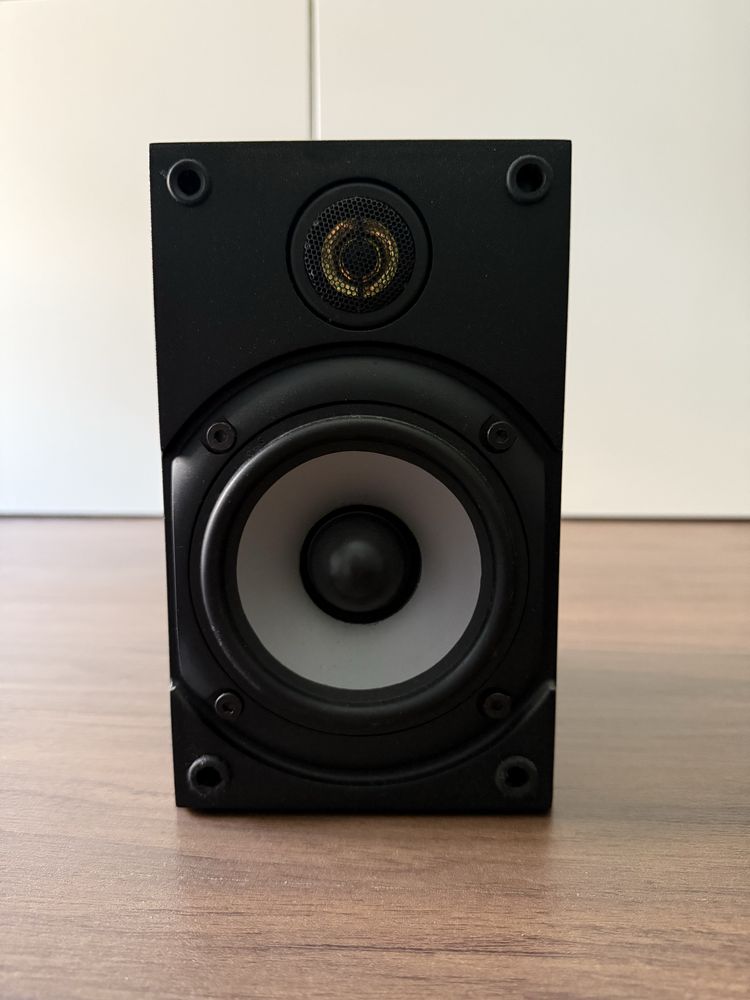 Colunas Monitor Audio