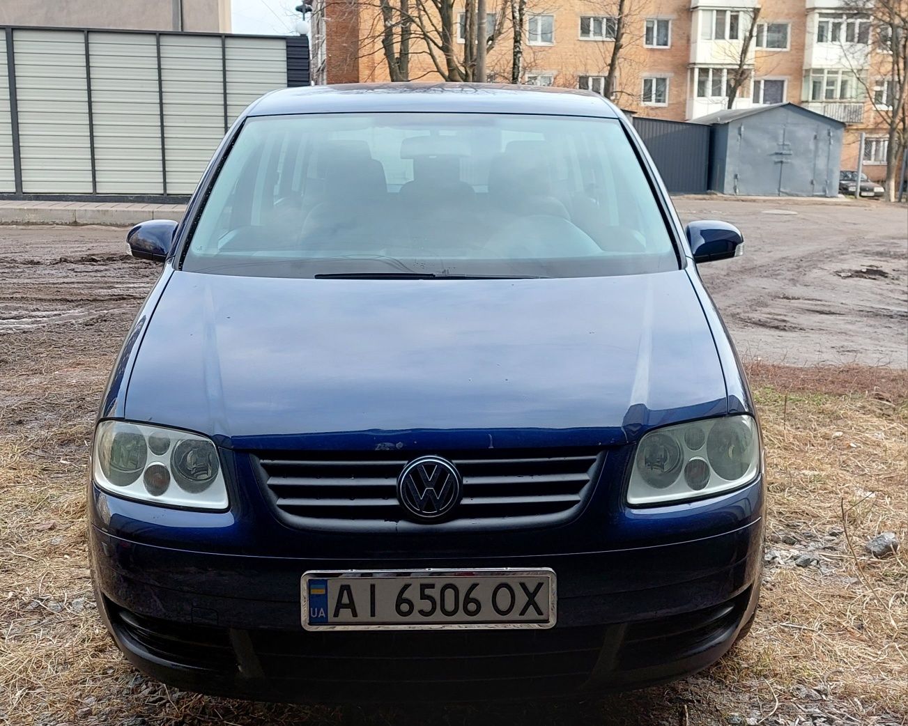 Продам Volkswagen Touran 2003