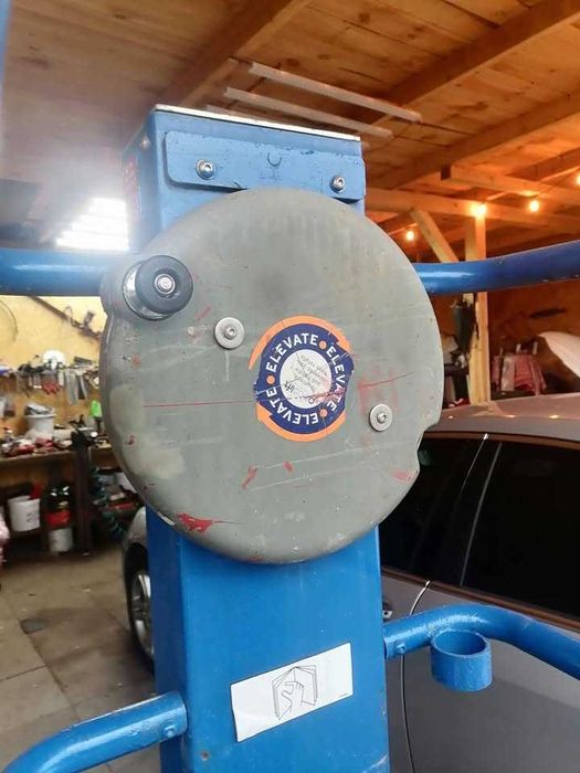 Zwyzka, podest 4.5m roboczej