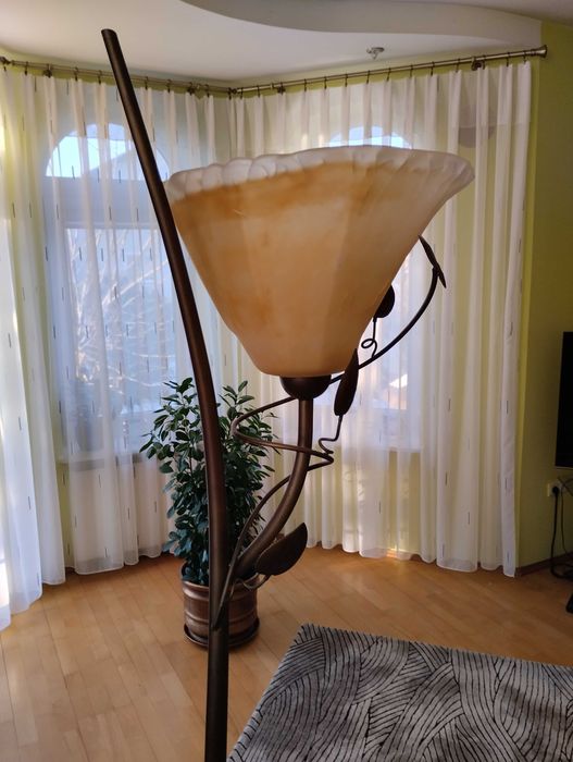 Sprzedam żyrandol i lampę nocną