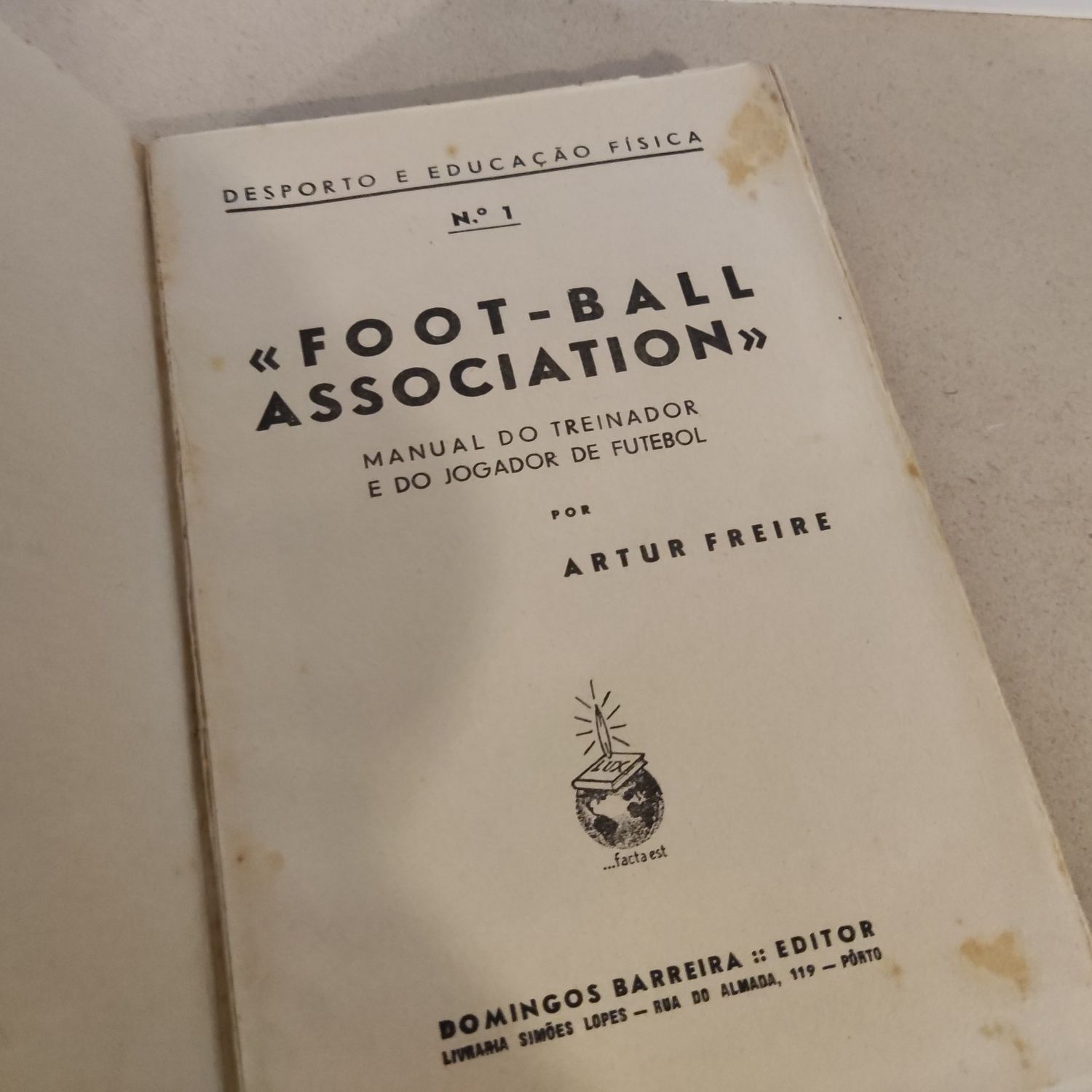 Livro Raro - Football association por Artur Freire