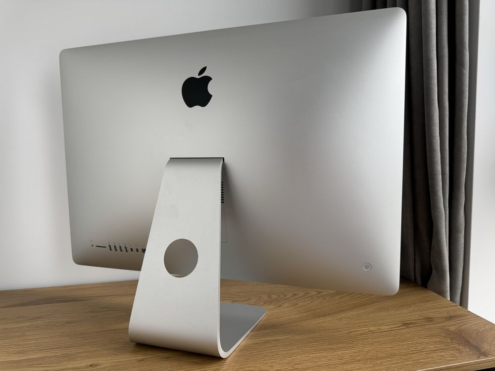 Apple iMac 27-inch, Mid 2015 Retina 1TB SSD