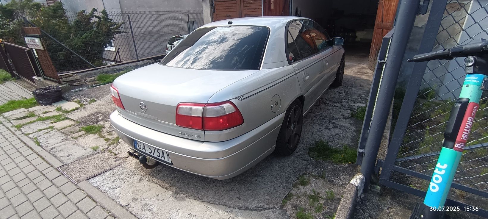 Opel Omega BFL 2001r 2,2Pb/LPG