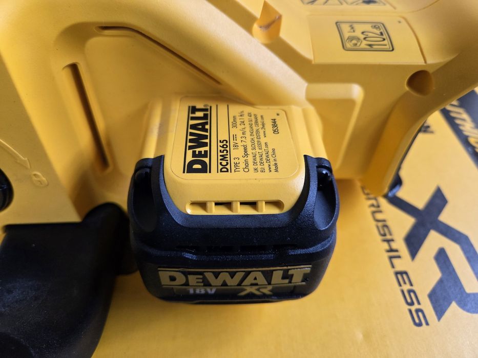 DCM656 Dewalt NOWA pilarka łańcuchowa akumulatorowa 18V