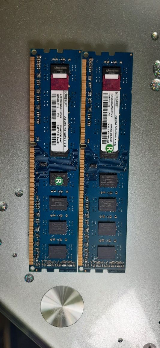 Оперативная память озу ddr3 1333 2g  2 пары 8g озу.