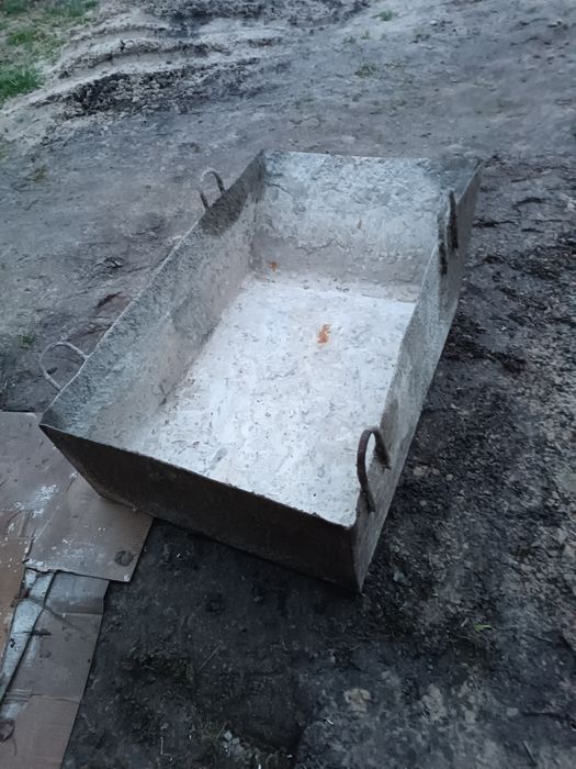 Бадя для бетону  металева