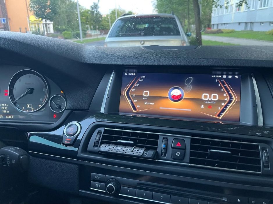 Rádio Android 13 com GPS BMW F10 F11 (Novo)