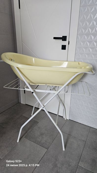 Підставка під ванночку