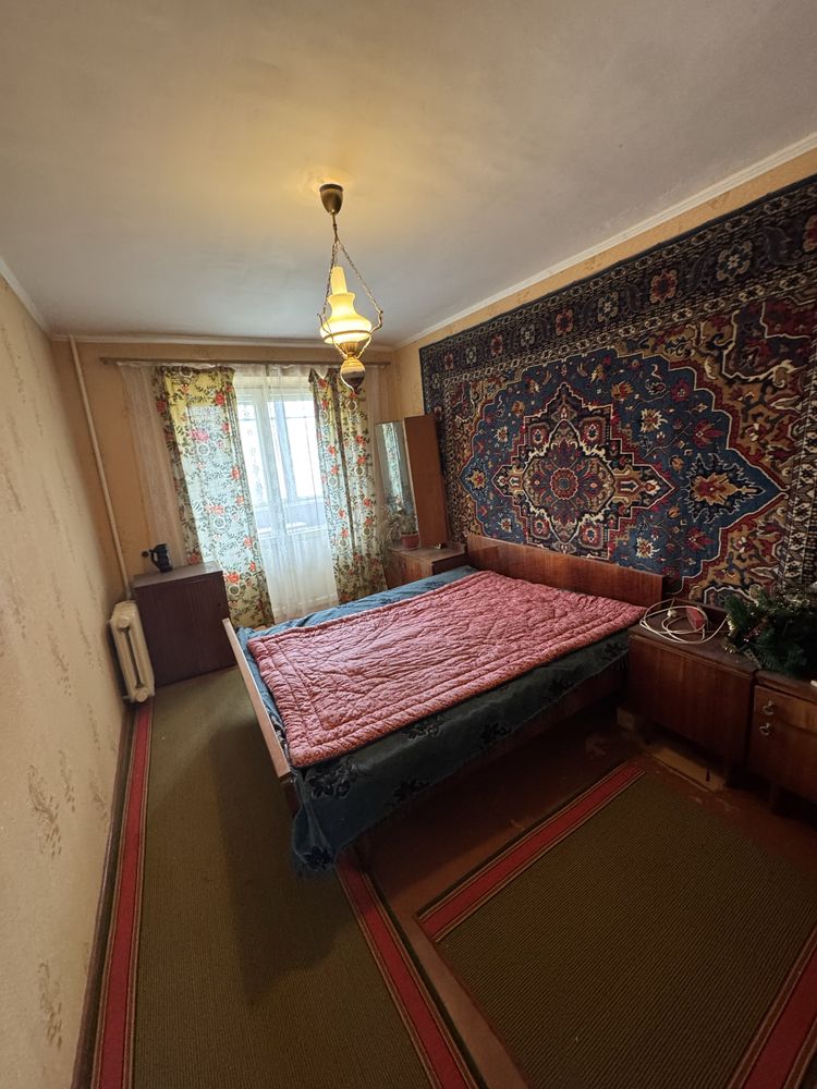 3-к Подол , рядом Атб