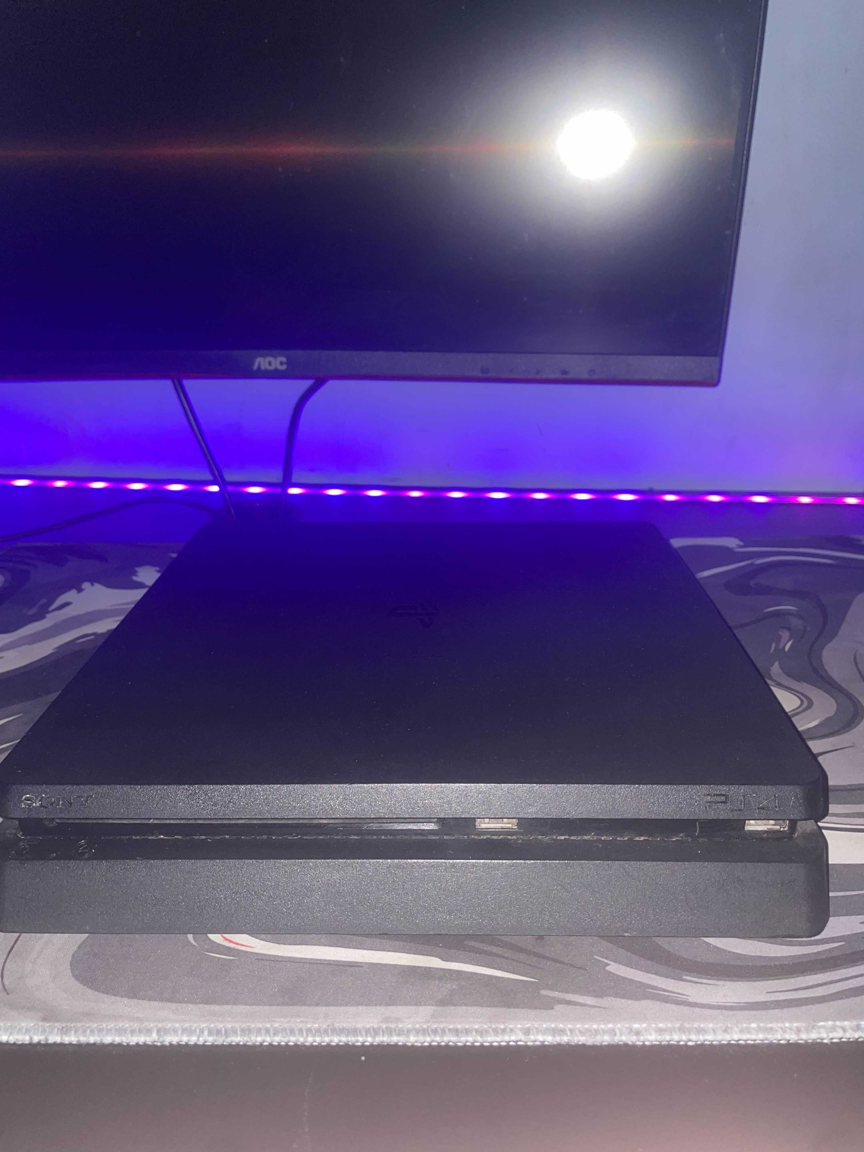 Konsola PS4 SLIM