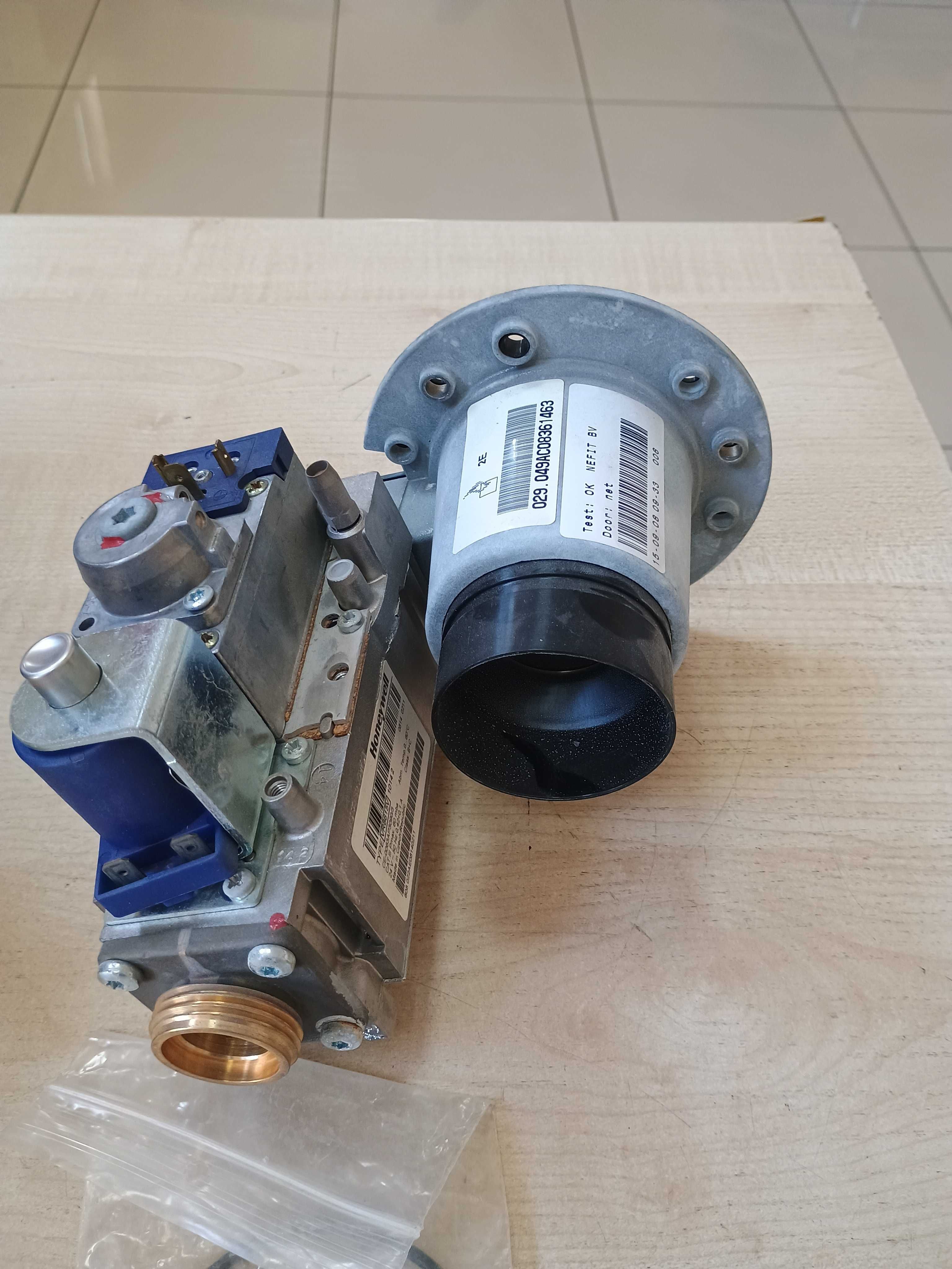 Zestaw przezbrojeniowy Buderus do Logamax plus GB162