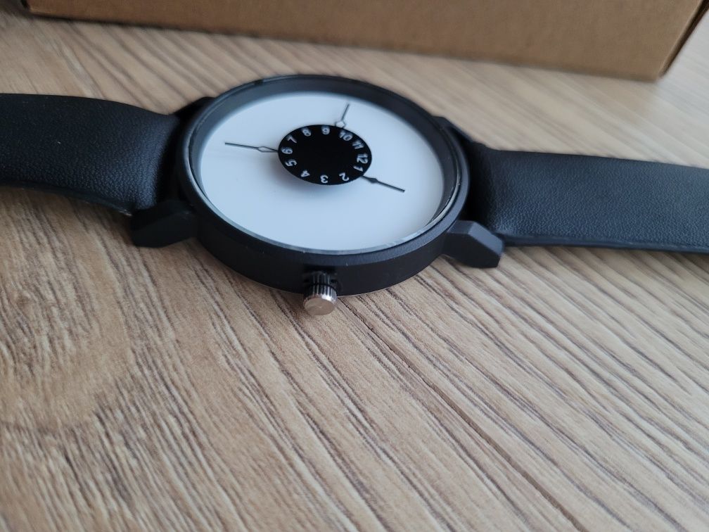 Nowy zegarek unisex