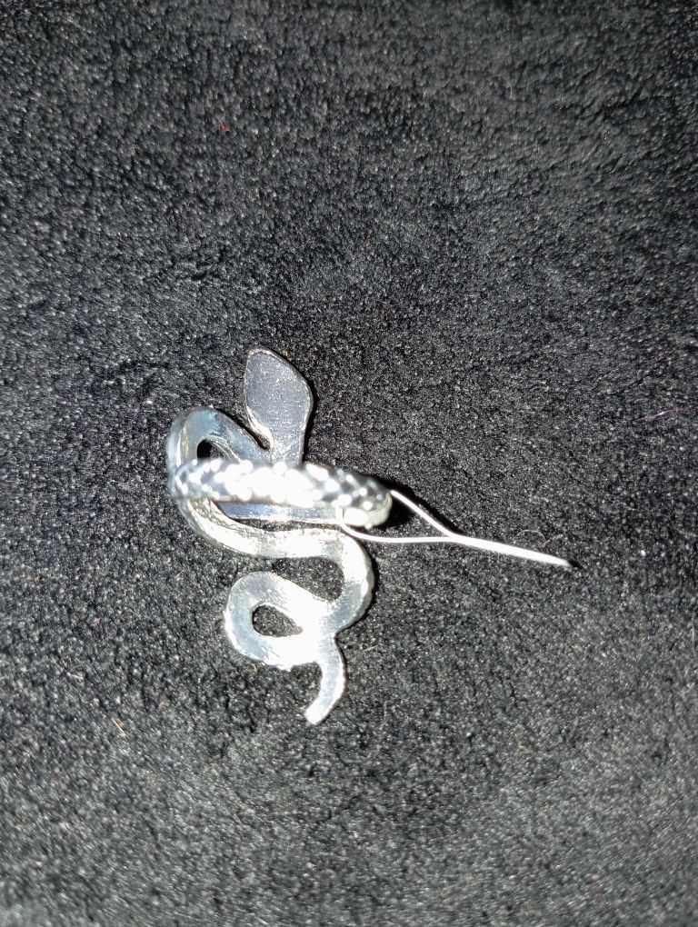 Pierścionek z wężem