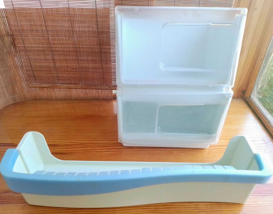 в холодильник полка стекло, бортик, решётка, контейнер ящик малый