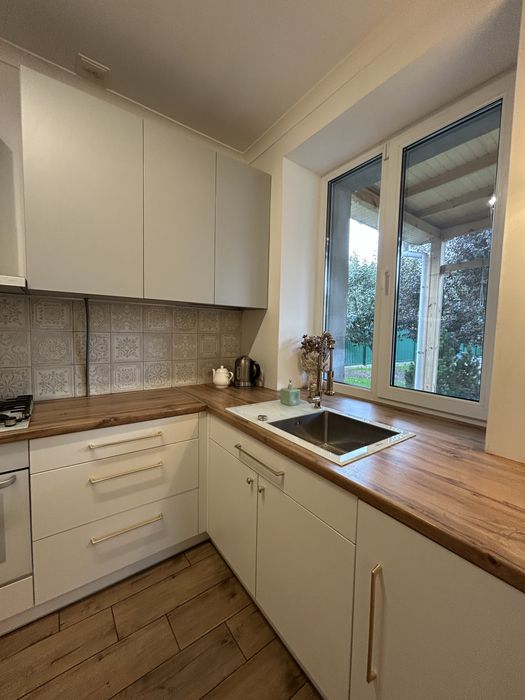 Довгострокова оренда будинку на Правому березі