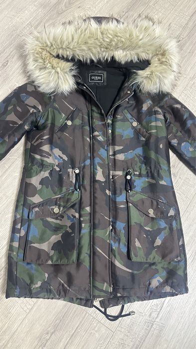 Куртка Guess жіноча