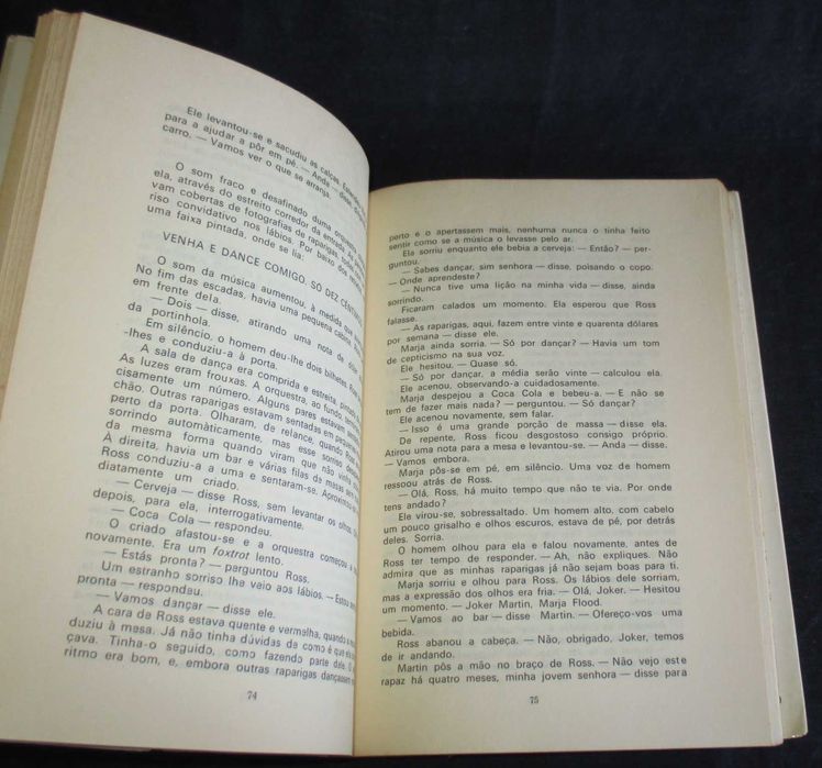 Livro Uma Mulher Harold Robbins