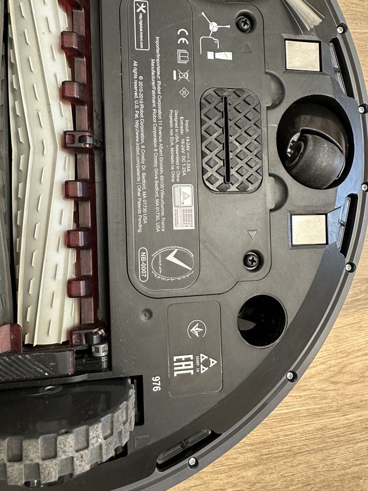 IRobot Roomba 976 + zapasowy filtr i szczotka