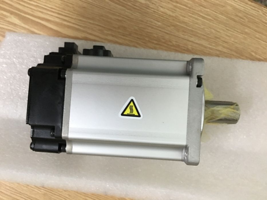 OMRON Servo Motor ( AC/DC ) R88M-K40030H-S2-Z