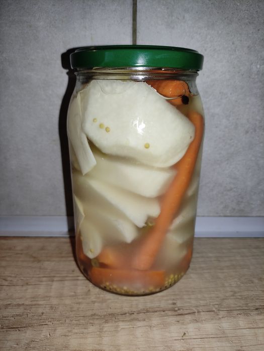 Kiszona kalarepa z marchewką 900 ml