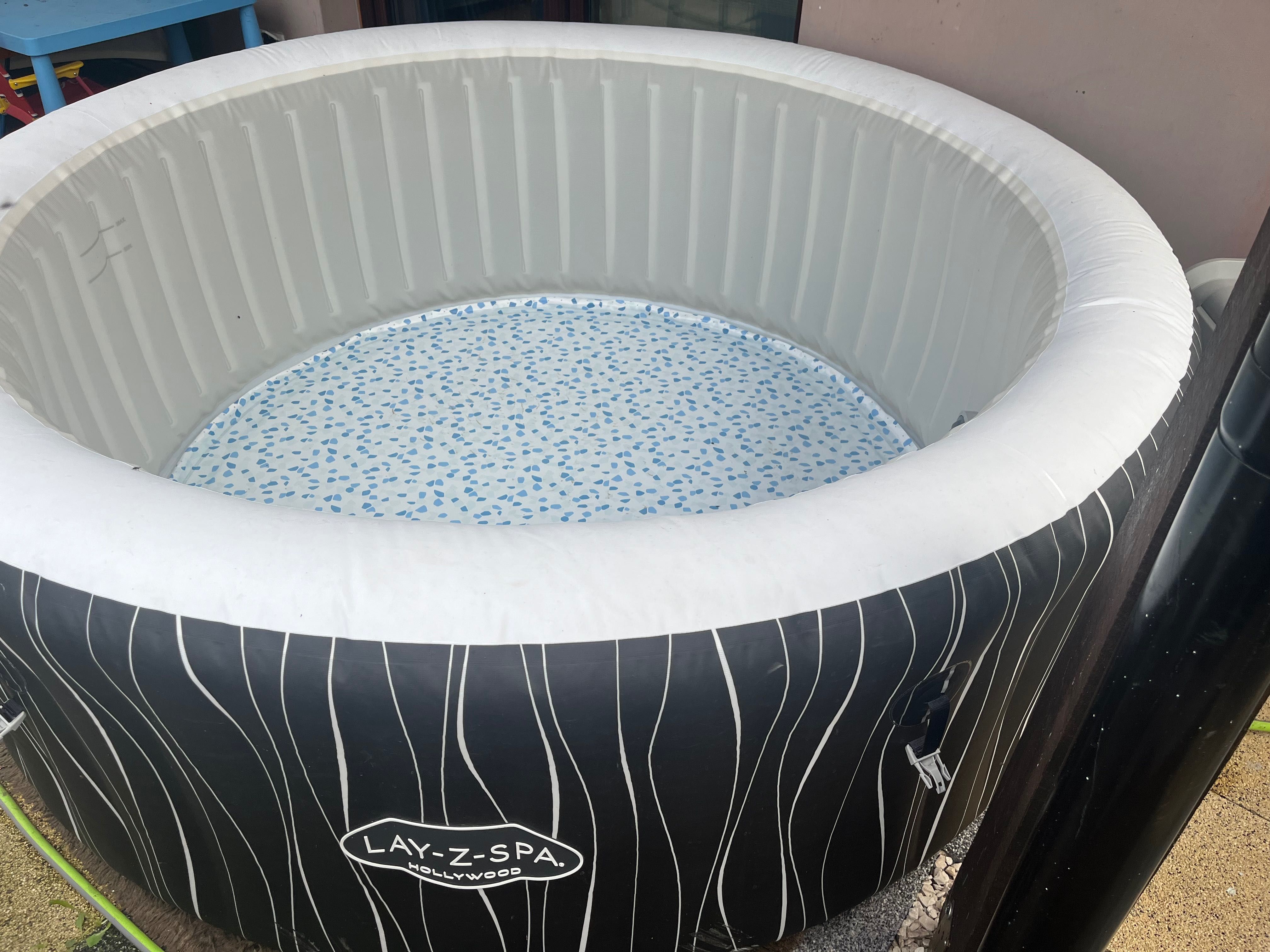 Hollywood jacuzzi ogrodowe bestway 6 osób masaż