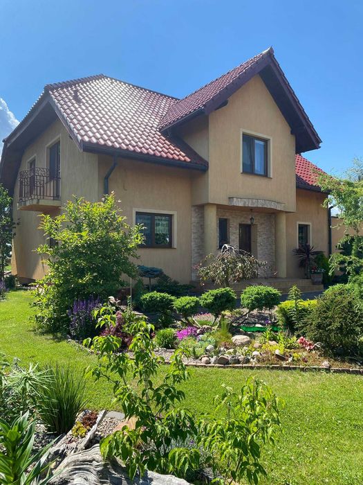 Słoneczny dom w Rogówku, sprzedam lub zamienię na mieszkanie z dopłatą