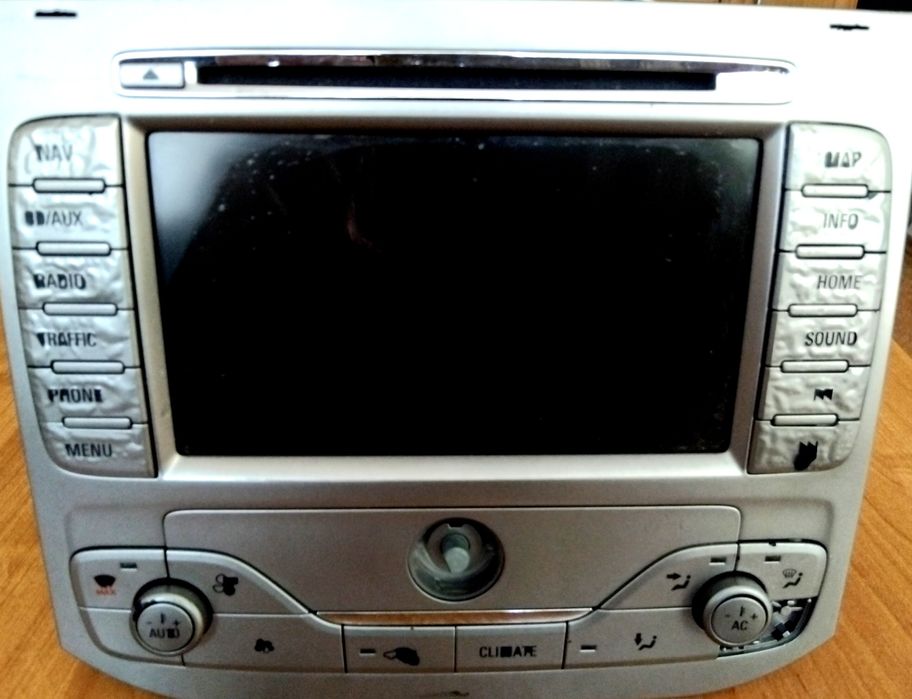 Radio dotykowe z nawigacją do ford kuga MK1.Sprawne w 100%