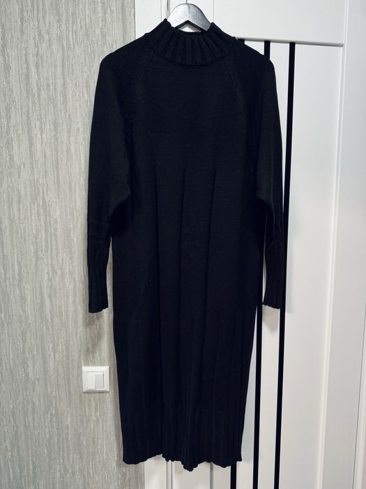 Вязаное платье зимнее осенее Р с - м - л 2 шт