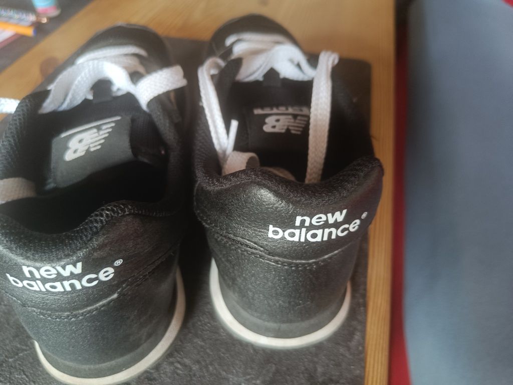 New Balance model 500 rozmiar 40 , kolor czarny