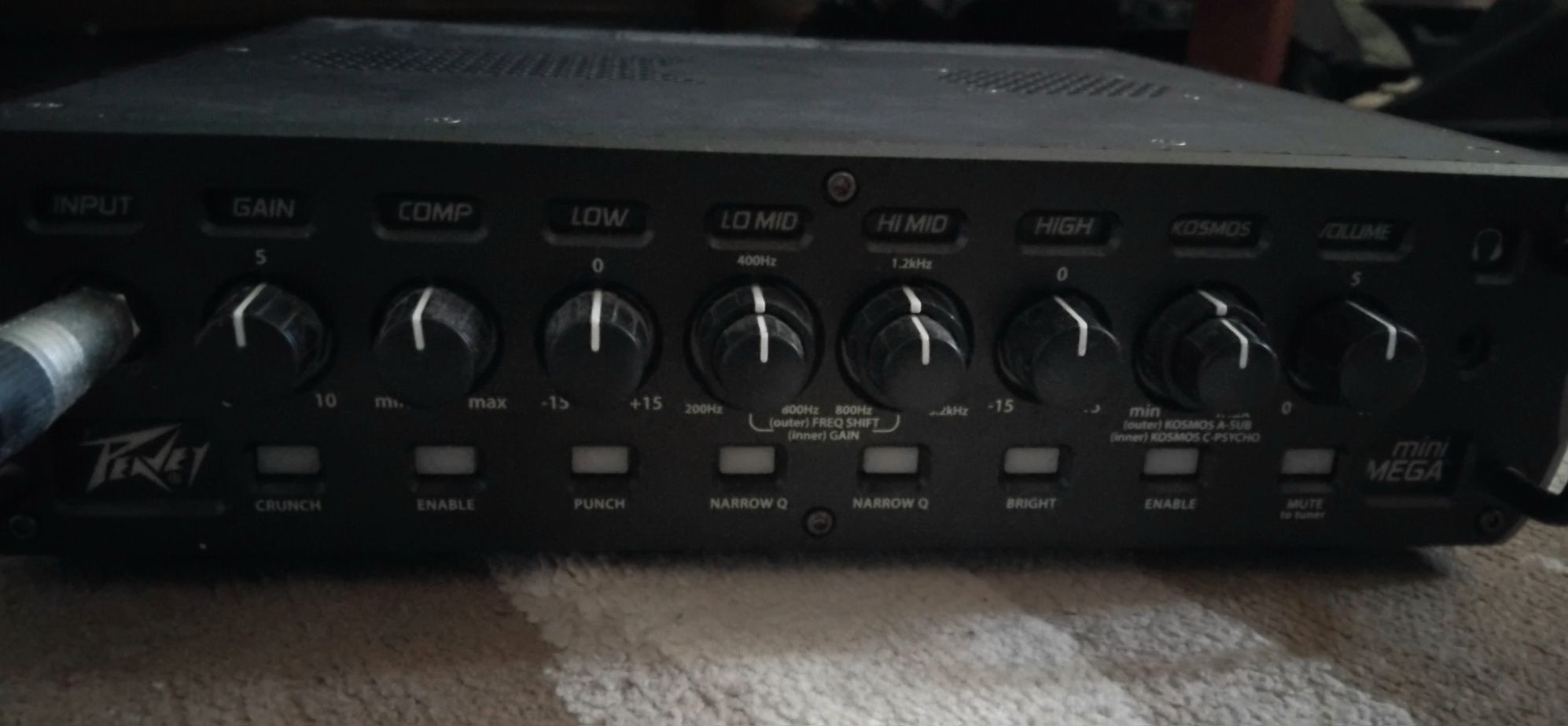 Peavey miniMEGA 1000 (басовая голова) + кабель + сумка