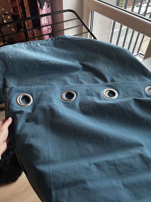 Niebieska zasłona zaciemniająca GoodHome