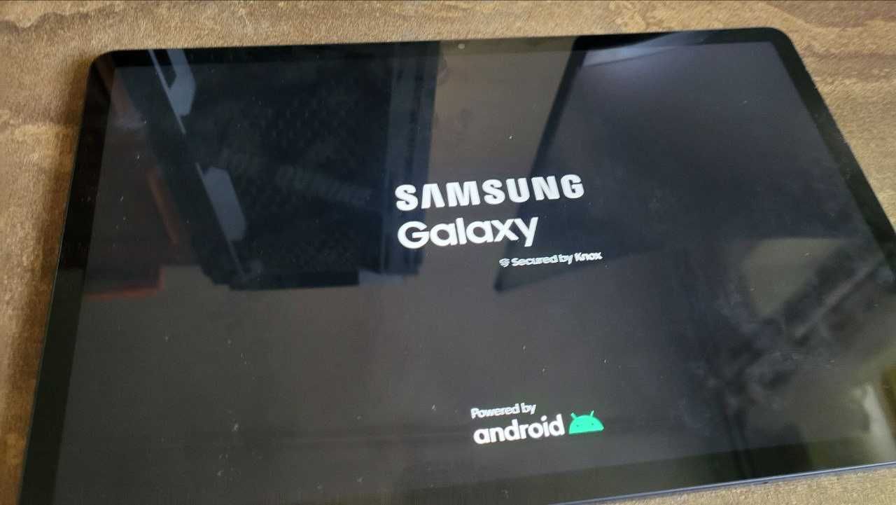 Samsung Galaxy Tab s7 FE з аксесуарами