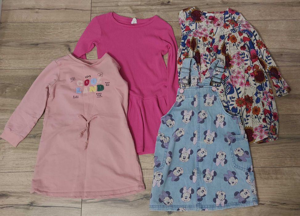 Zestaw dziecięcych rzeczy 110/116cm dla dziewczynki 4/5 lat