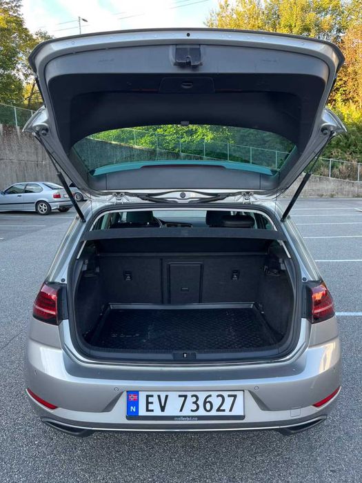 Volkswagen eGolf 2019 з Європи