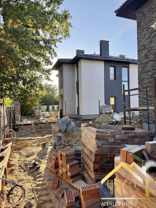 БЕЗ КОМІСІЇ! Продаж стильного будинку з оздобленням! Є ГАЗ!