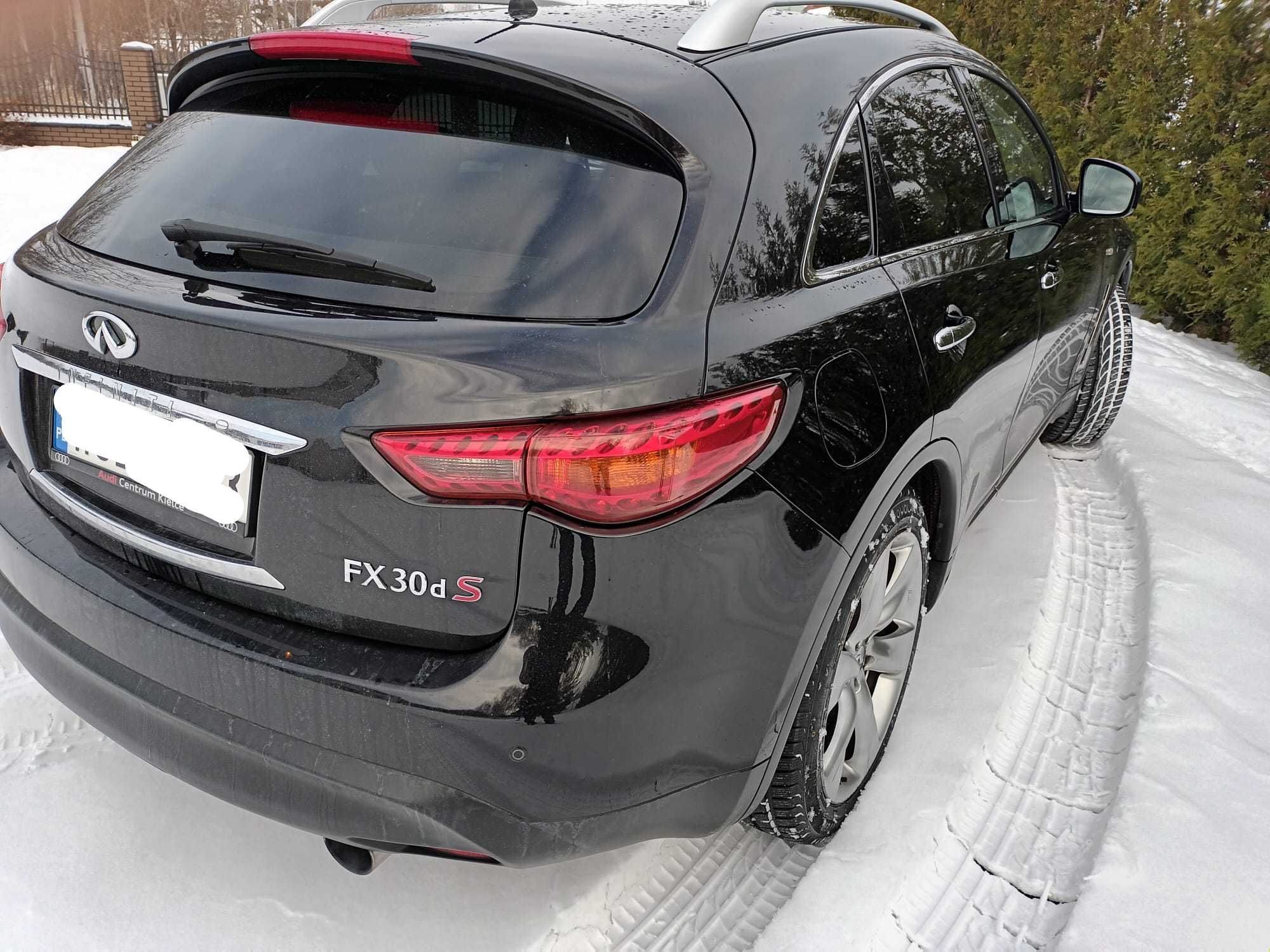 Infiniti FX30d S