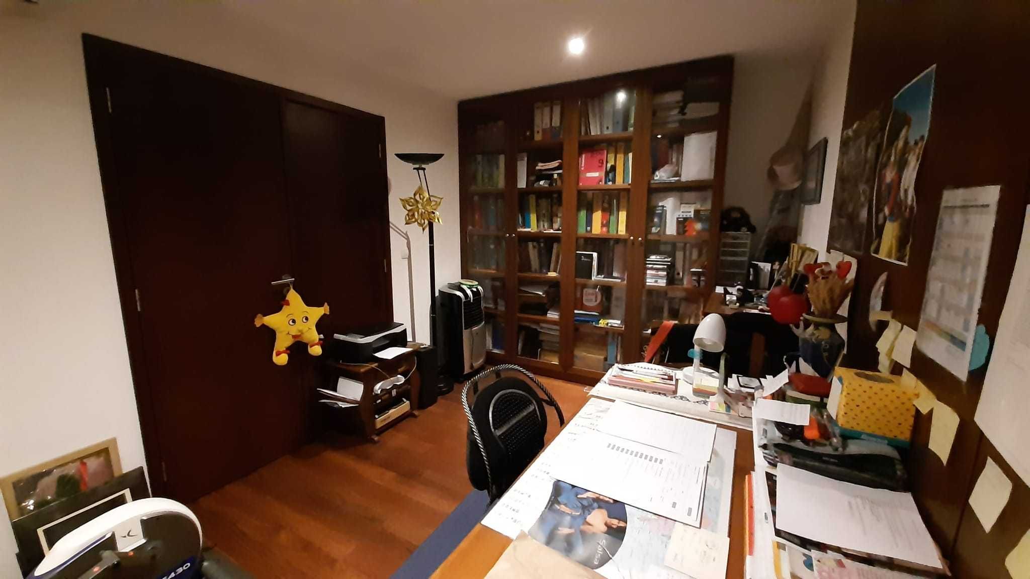 Apartamento T3 Duplex, em muito bom estado, em Oliveira do Hospital
