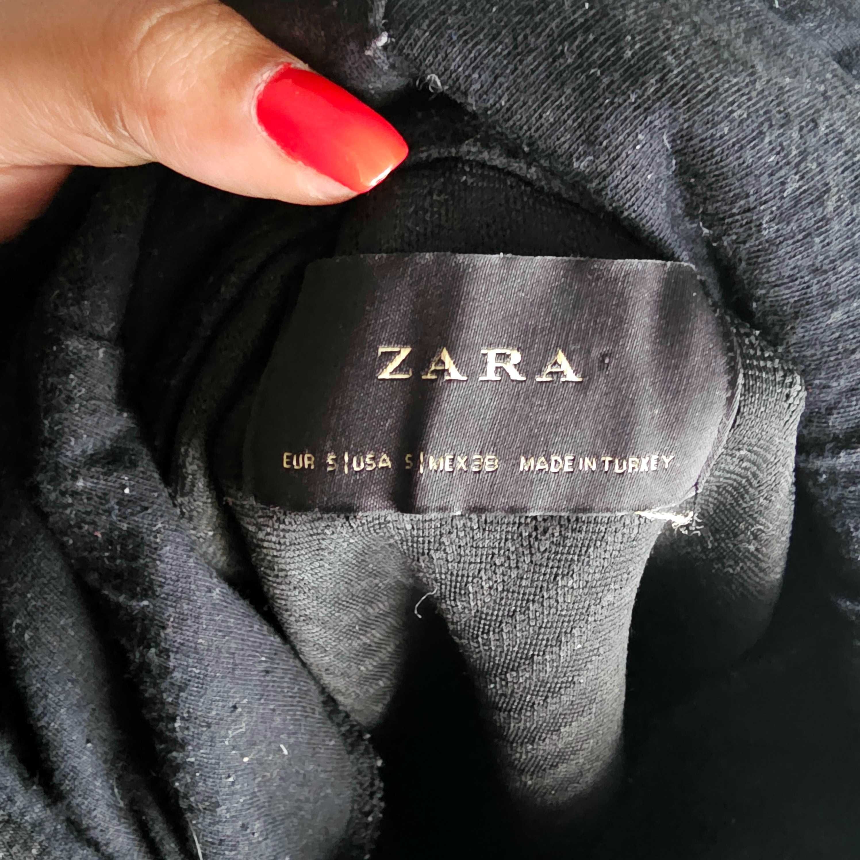 Camisola Com Carapuço Zara