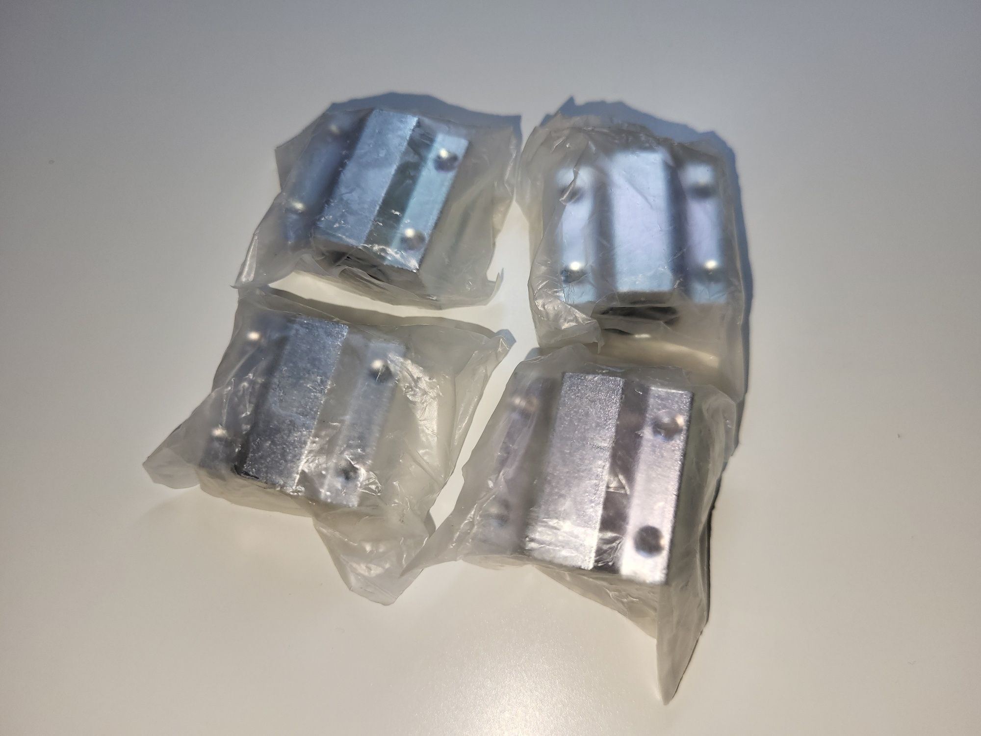 Łożysko liniowe SCS8UU 8mm CNC Drukarka 3D V-slot