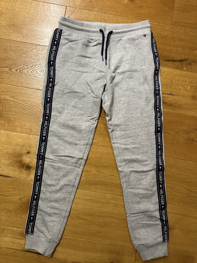 Nowe szare dresy Tommy Hilfiger rozmiar S/M