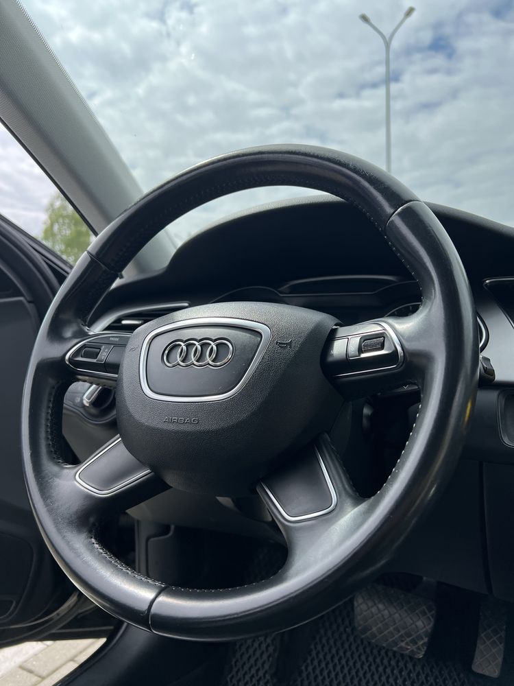 Audi a4 2013 quattro