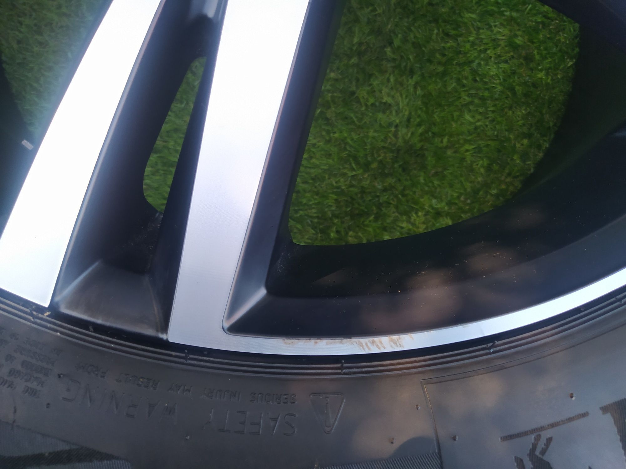 Kola felgi VOLVO XC 60 235/50 R19 Lato