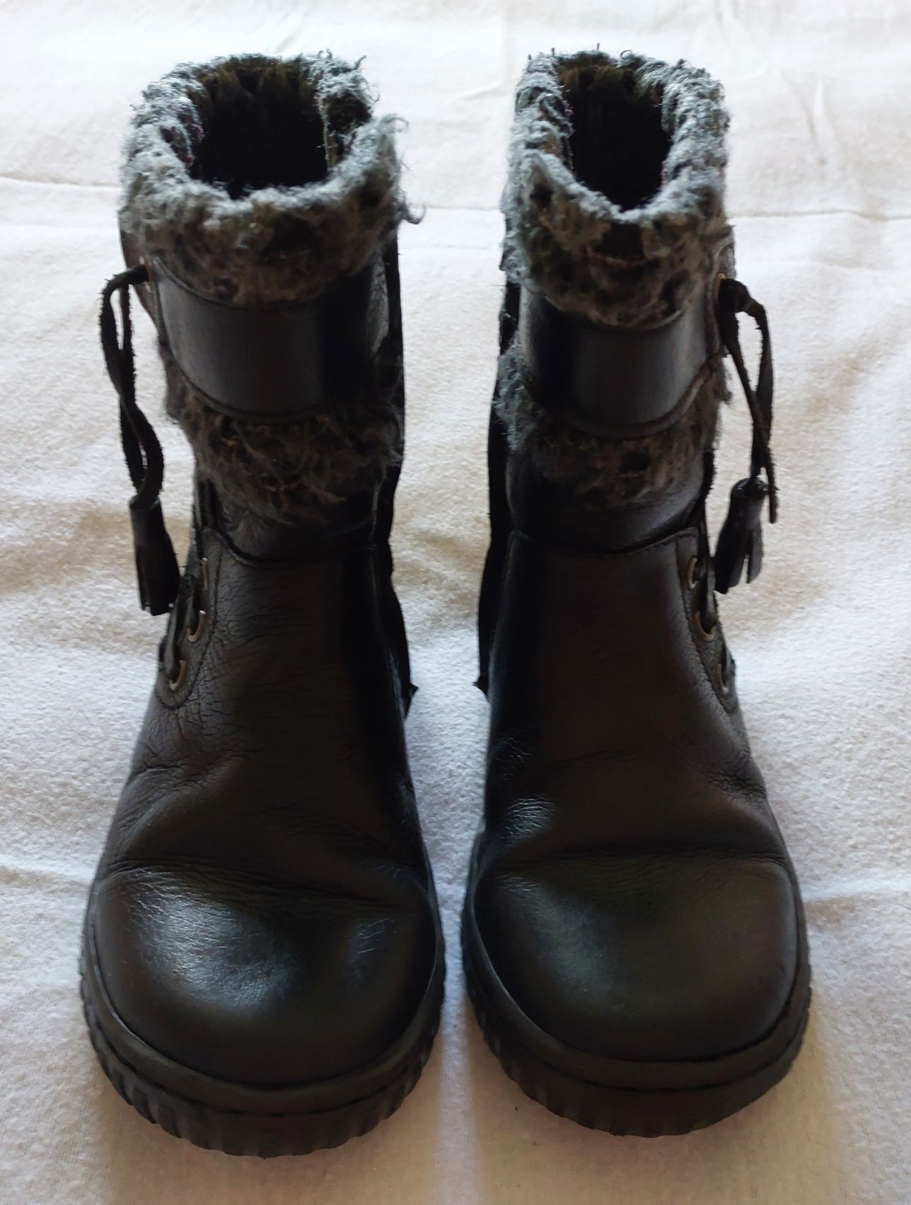 Botas Cano Curto c/ Pêlo, T29